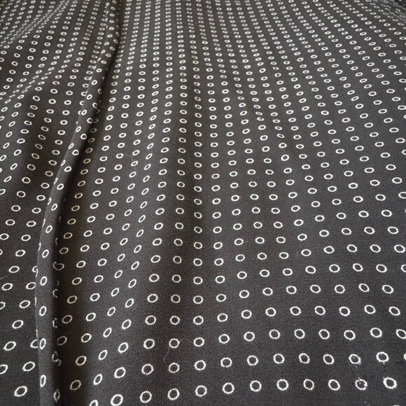 Van Heusen Black & White Bell Sleeve Blouse Size Small - Picture 3 of 3